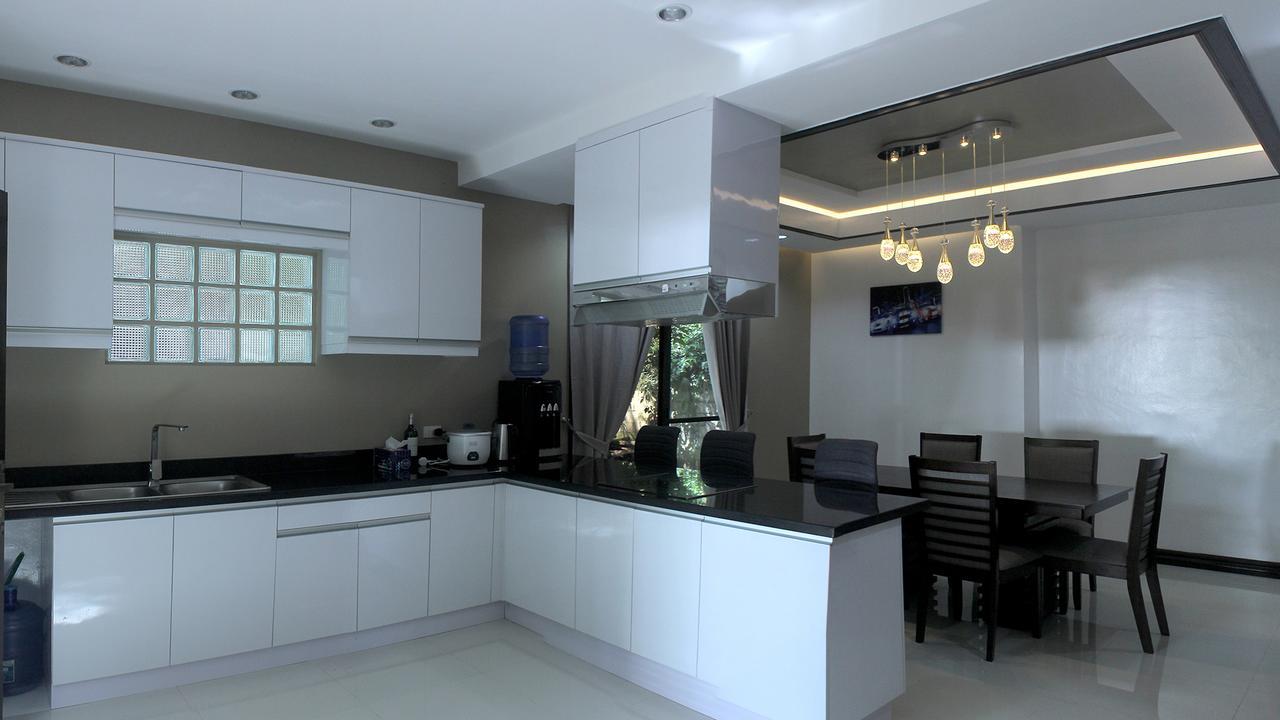 Hanella'S Place Bacong  Exterior photo