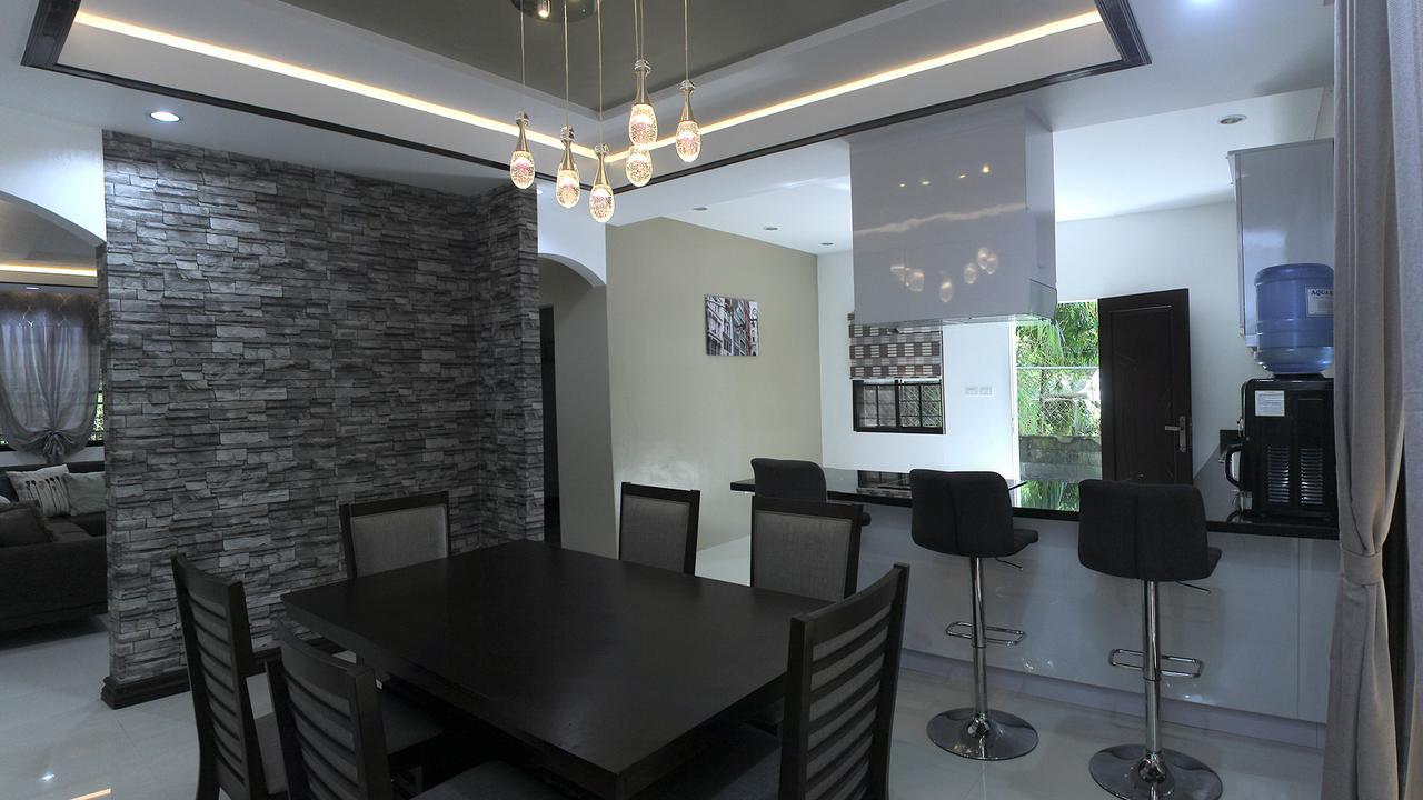 Hanella'S Place Bacong  Exterior photo