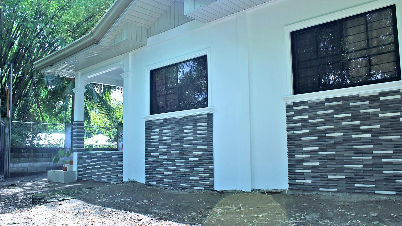 Hanella'S Place Bacong  Exterior photo