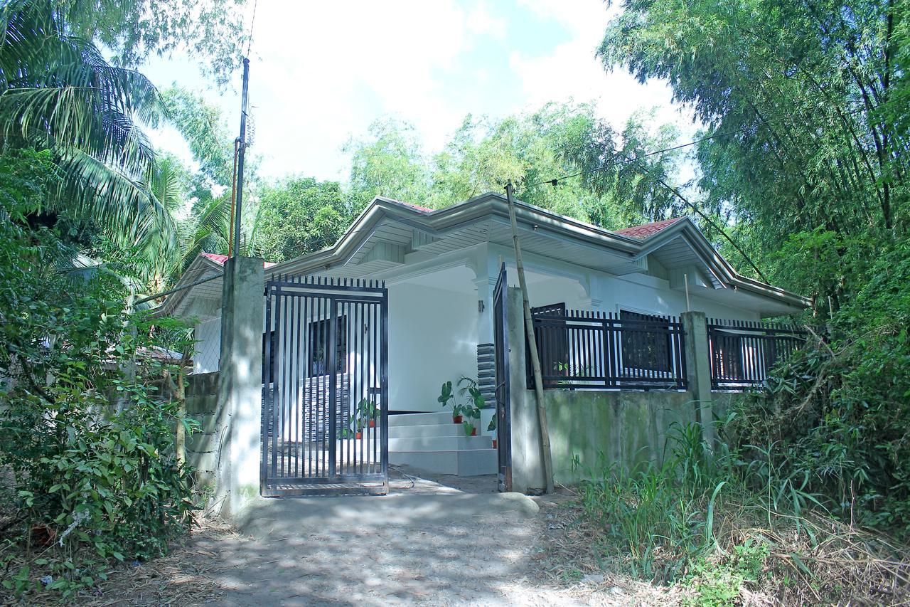 Hanella'S Place Bacong  Exterior photo